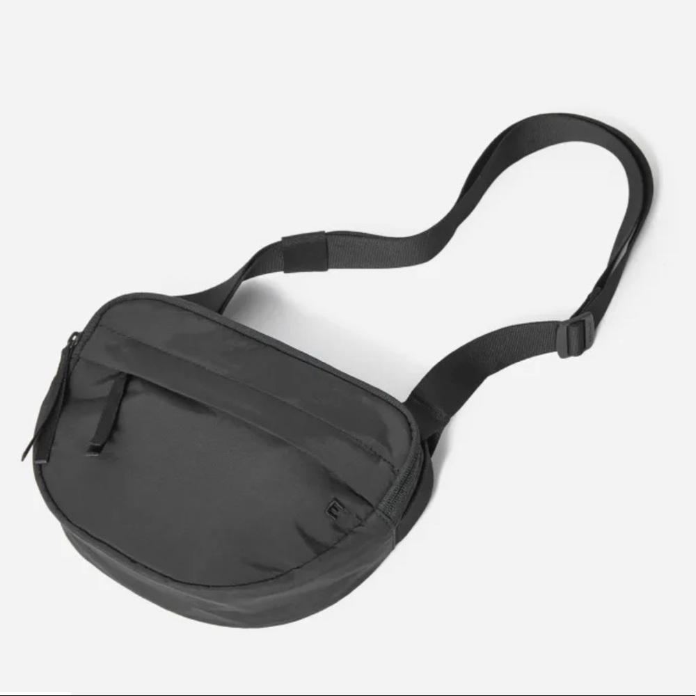Everlane Crossbody Bag